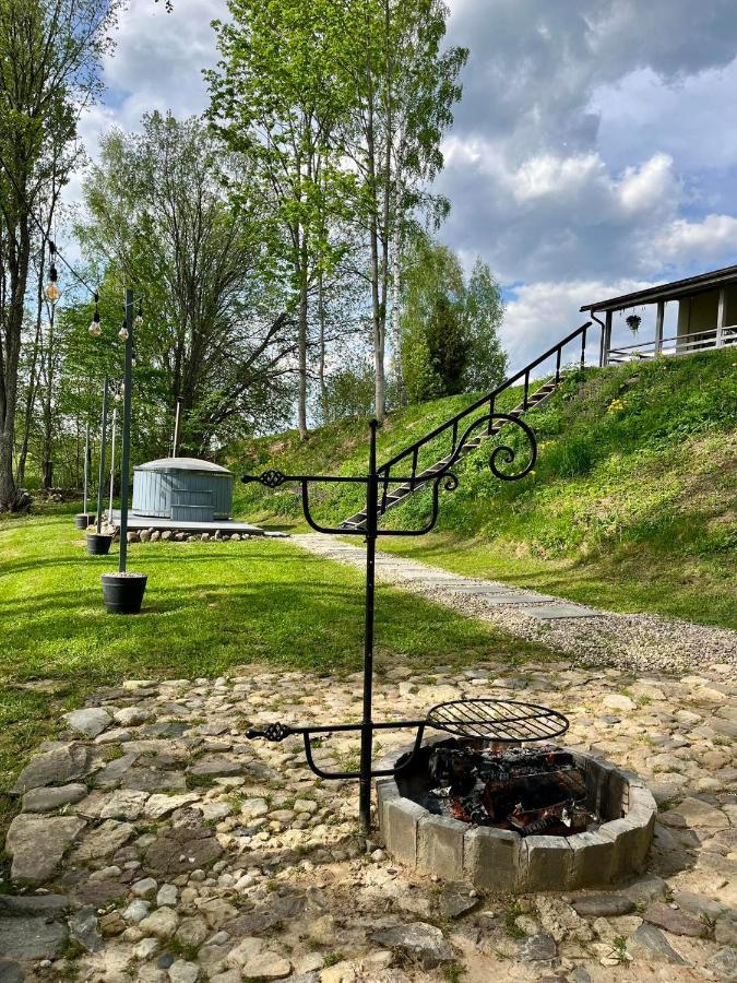 Atputas Namins Jaunlaicene Villa Eksteriør bilde